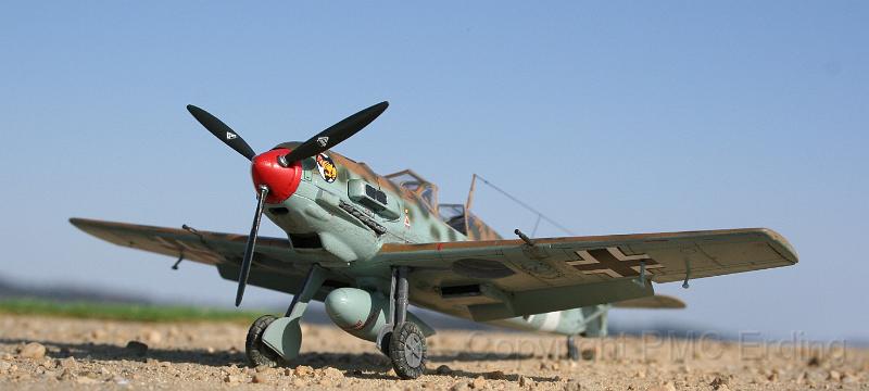 Bf 109 E-7 Trop Airfix 1-72 Hellinger Othmar 01.JPG